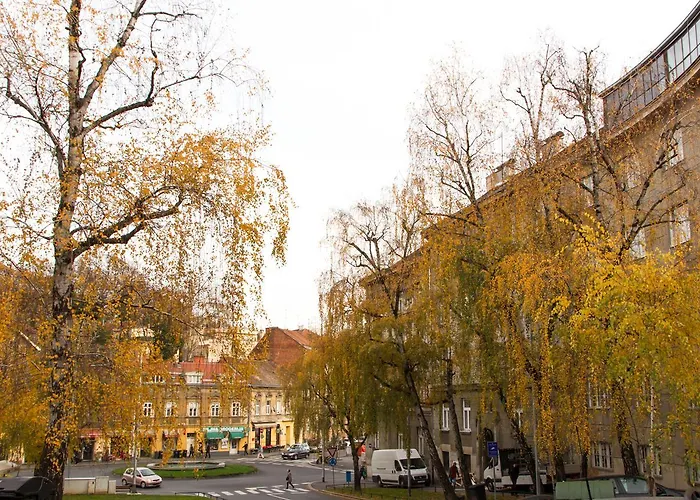 Rakuscha Apartment
